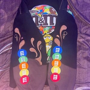 Worn a few times and grew out of it. Very good condition